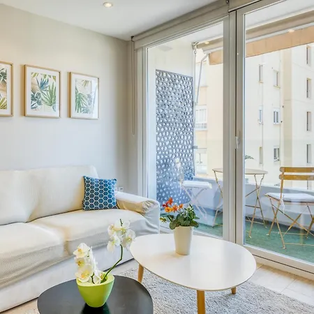 Hanami Plaza Abc Apartment Estepona